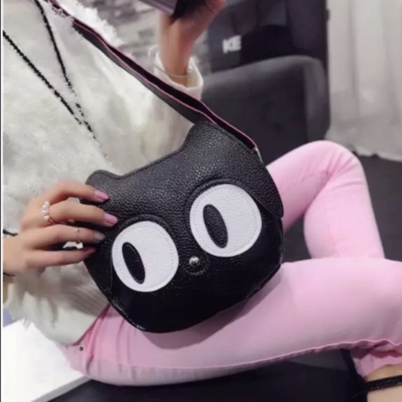 Kawaii Kitty Cat Crossbody Bag - Picture 3 of 8